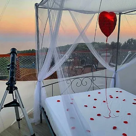 Moonlight Bubble Luxury tent Lentiscosa
